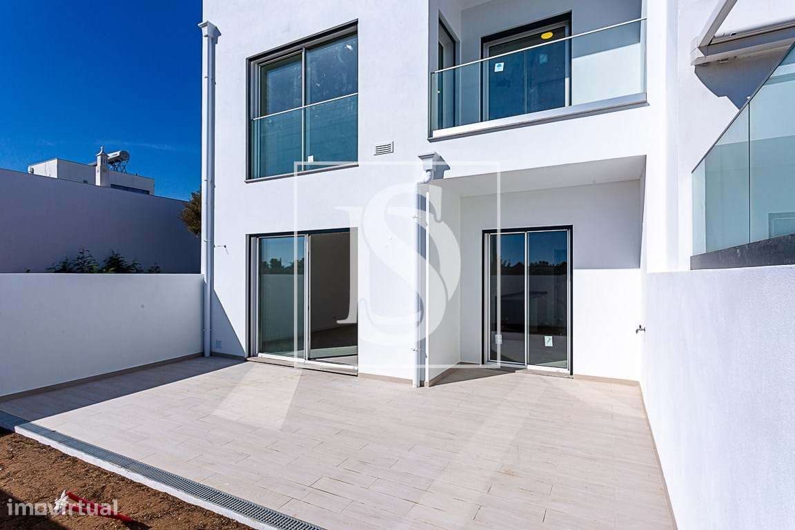 Moradia T4 moderna e exclusiva em  Tavira!-13