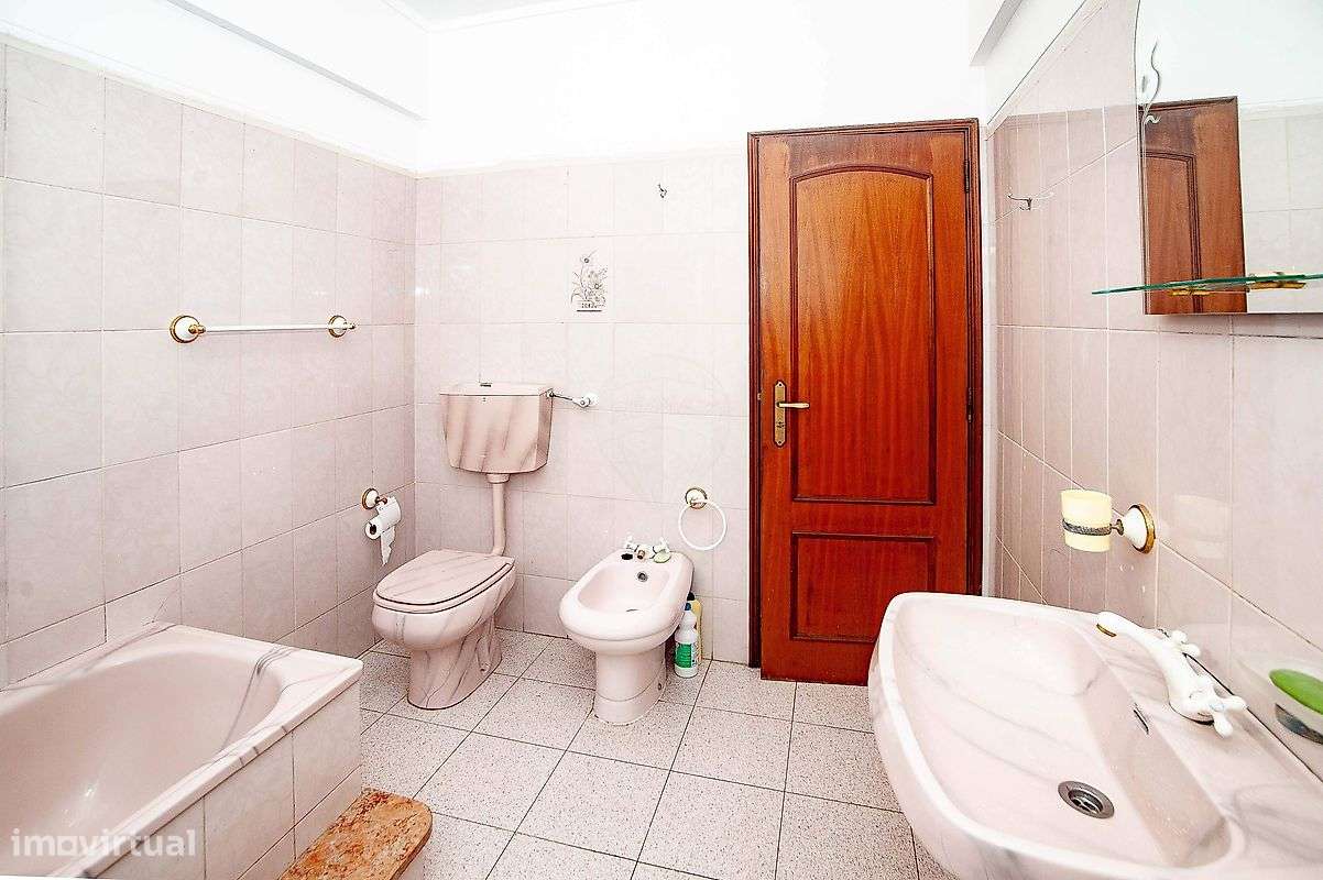 Apartamento T3 à venda em Tomar-19