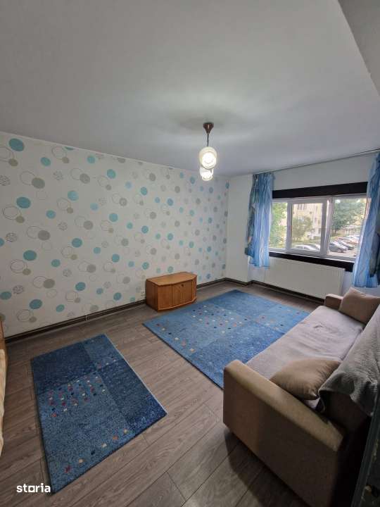 Garsoniera spatioasa si luminoasa, etaj 1, Decebal - Imagine principală: 1/6