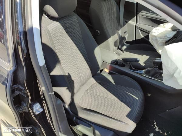 Conjunto De Bancos Peugeot 308 Sw Ii - 3