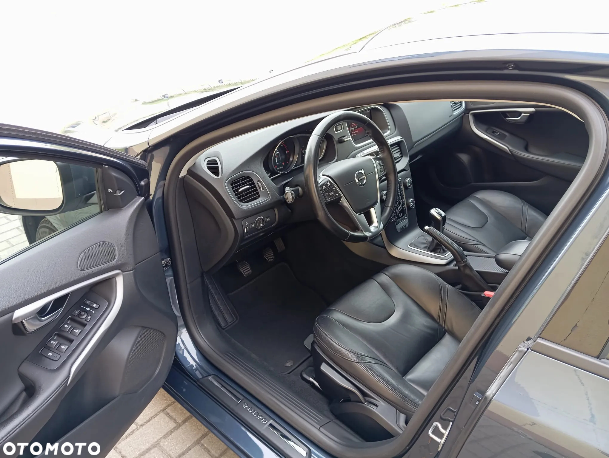 Volvo V40 CC D2 Drive-E Momentum - 15