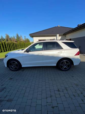 Mercedes-Benz GLE 350 d 4-Matic - 16