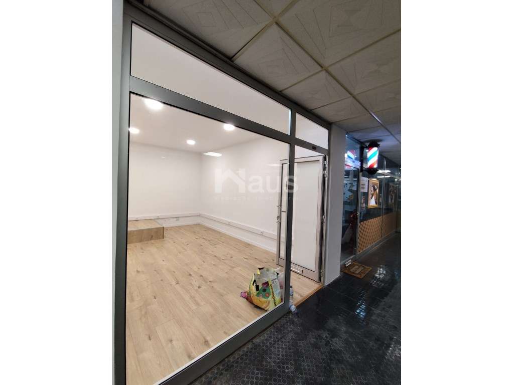 Loja totalmente remodelada com instalação para água - Grande imagem: 4/4