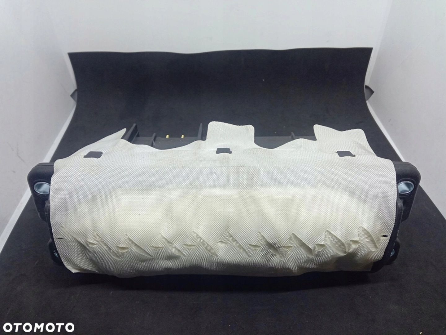 PODUSZKA PASAŻERA AIRBAG VW PASSAT B6 3C0880204H - 1