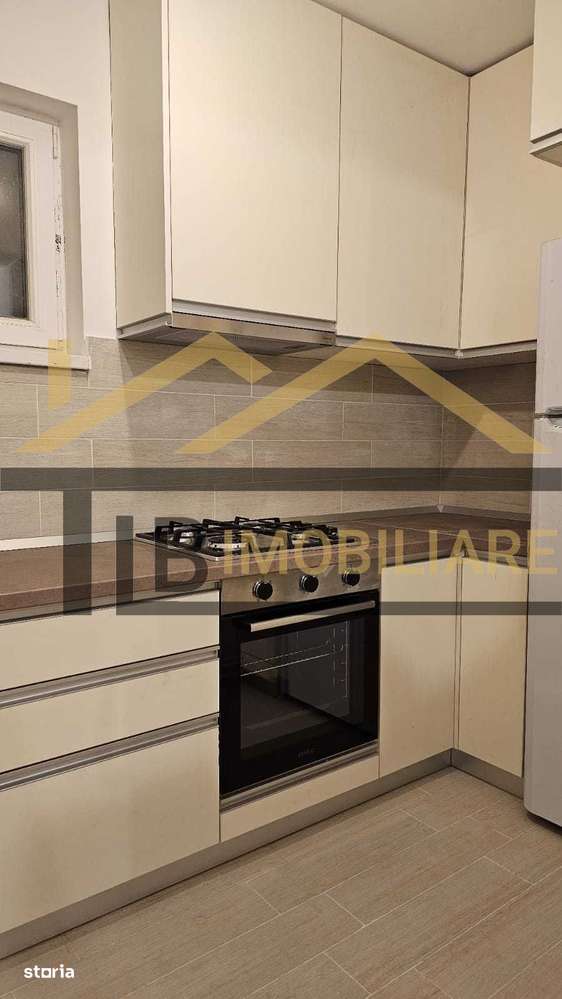 Apartament de 4 camere, 104mp, decomandat, Zona Piata Teatrului - Imagine principală: 4/7