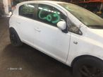 Opel Corsa D 1.3 cdti de 2014 para peças - 3