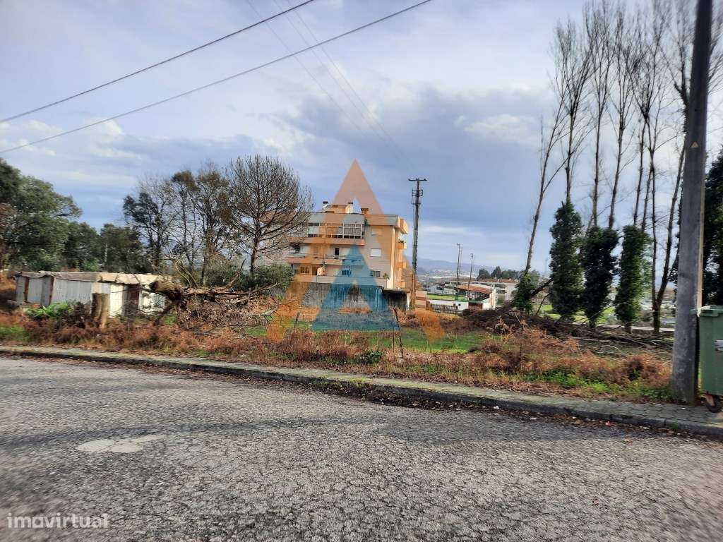 Terreno no centro da Vila de Cucujães - Grande imagem: 4/9