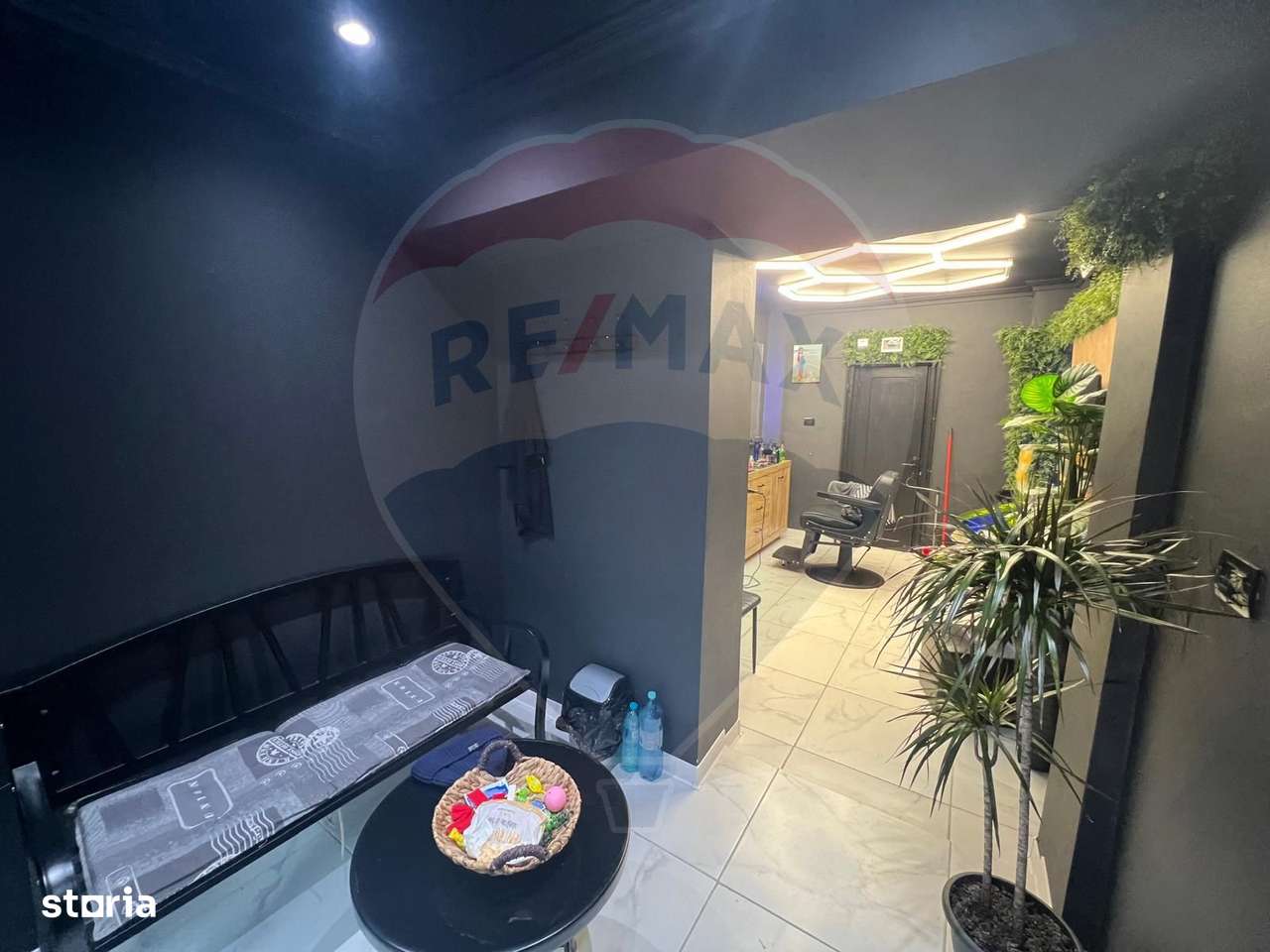 Spațiu comercial de 20mp de închiriat în zona Ultracentral - Imagine principală: 4/7