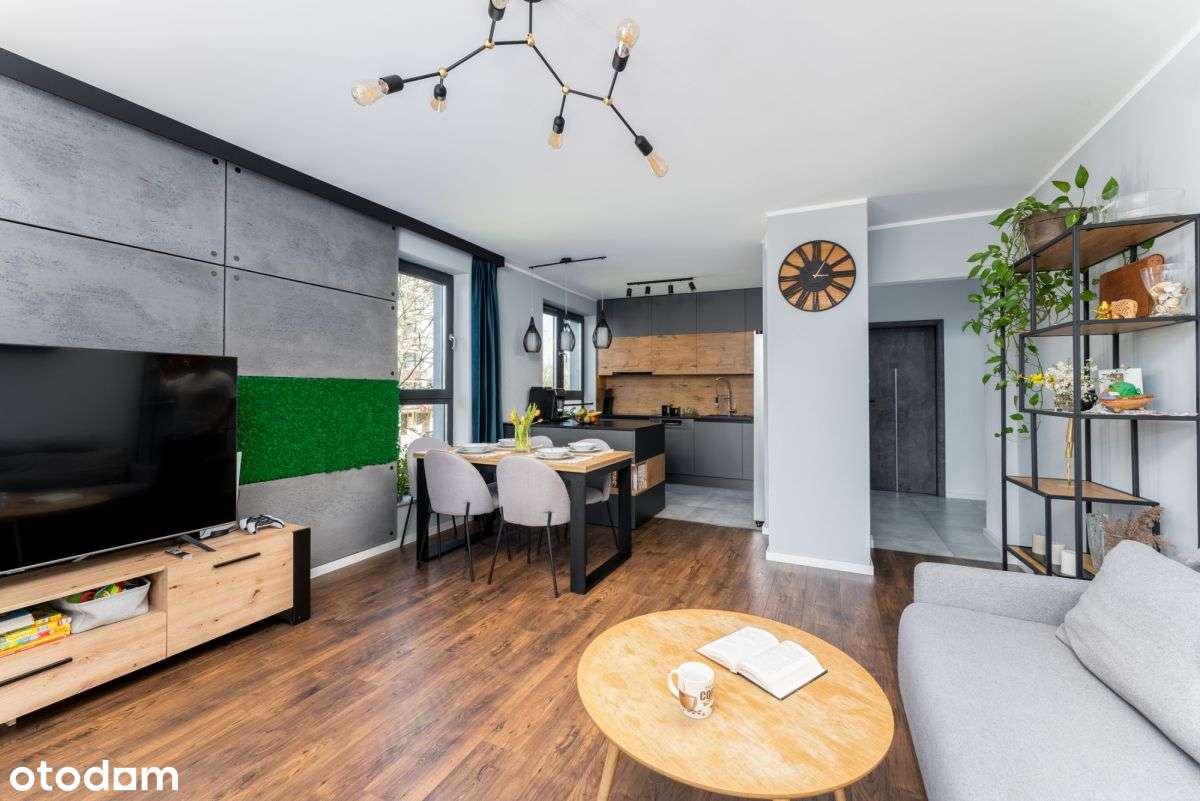 Do wejścia, 4 pokoje + gabinet, Gromadzka-2