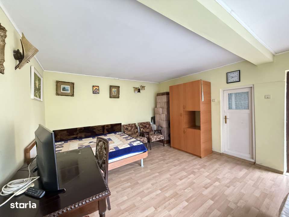 Casa cu livada Izvorani la 300m de Lacul Snagov asfalt si utilitati-3