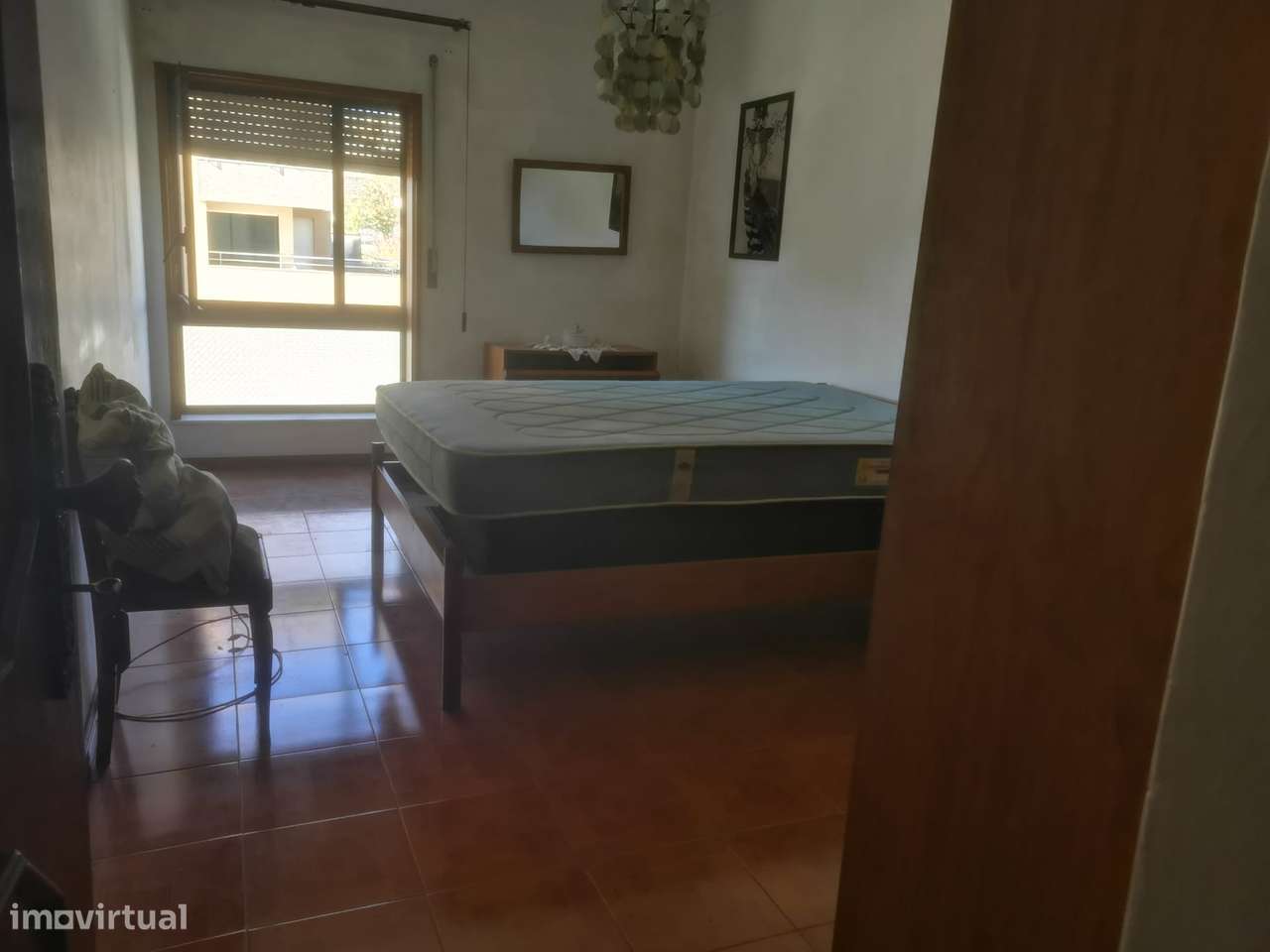 T2 com varanda, elevador e vista urbana - Cidade da Maia-19