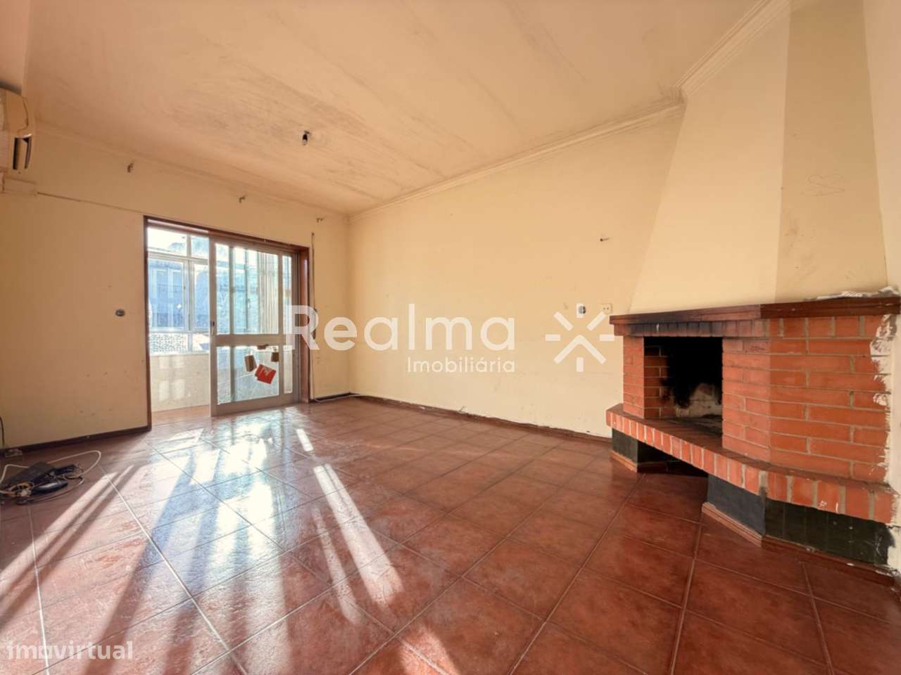 Apartamento T1 para Remodelar – S. José de S. Lázaro, Braga - Grande imagem: 4/14