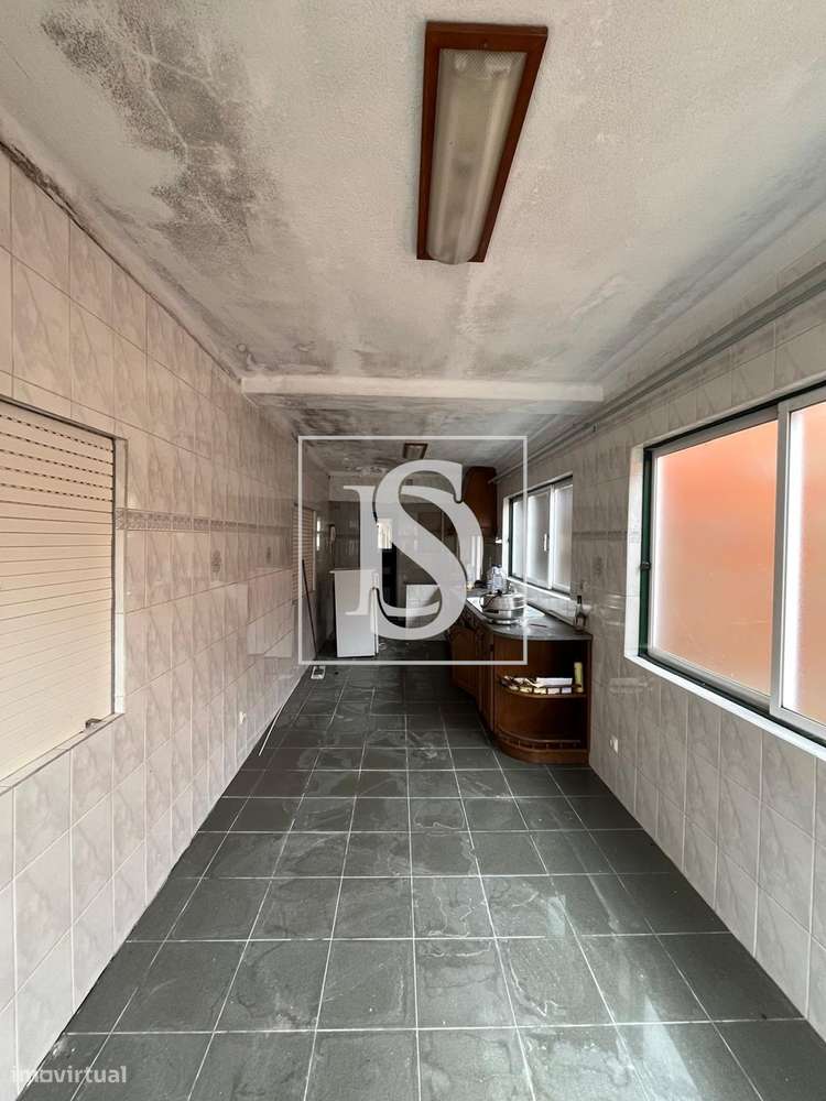 Moradia T3 - Comércio e Habitação - Bicas - Abrantes-28