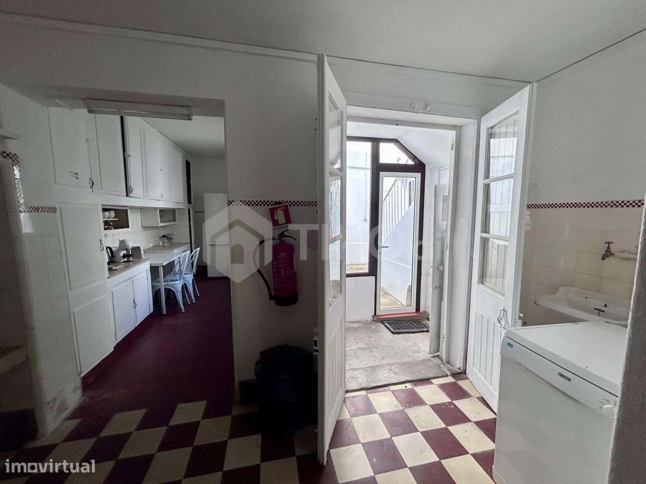 Moradia espaçosa no centro de Salvaterra de Magos-4