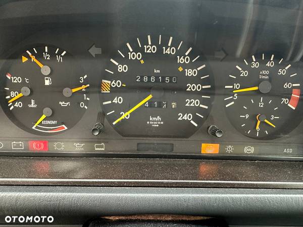 Mercedes-Benz W124 (1984-1993) - 18