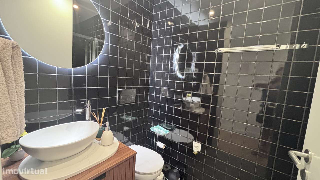 T1+1 com Suíte, 2 Varandas e Garagem — 337.000 €-5