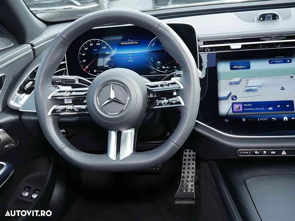 Mercedes-Benz E 400e 4Matic 9G-TRONIC - 13