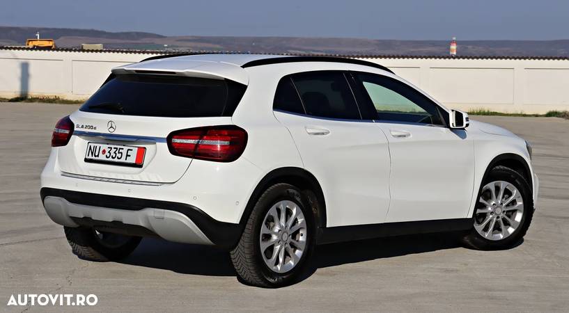 Mercedes-Benz GLA 200 (CDI) d 7G-DCT - 13