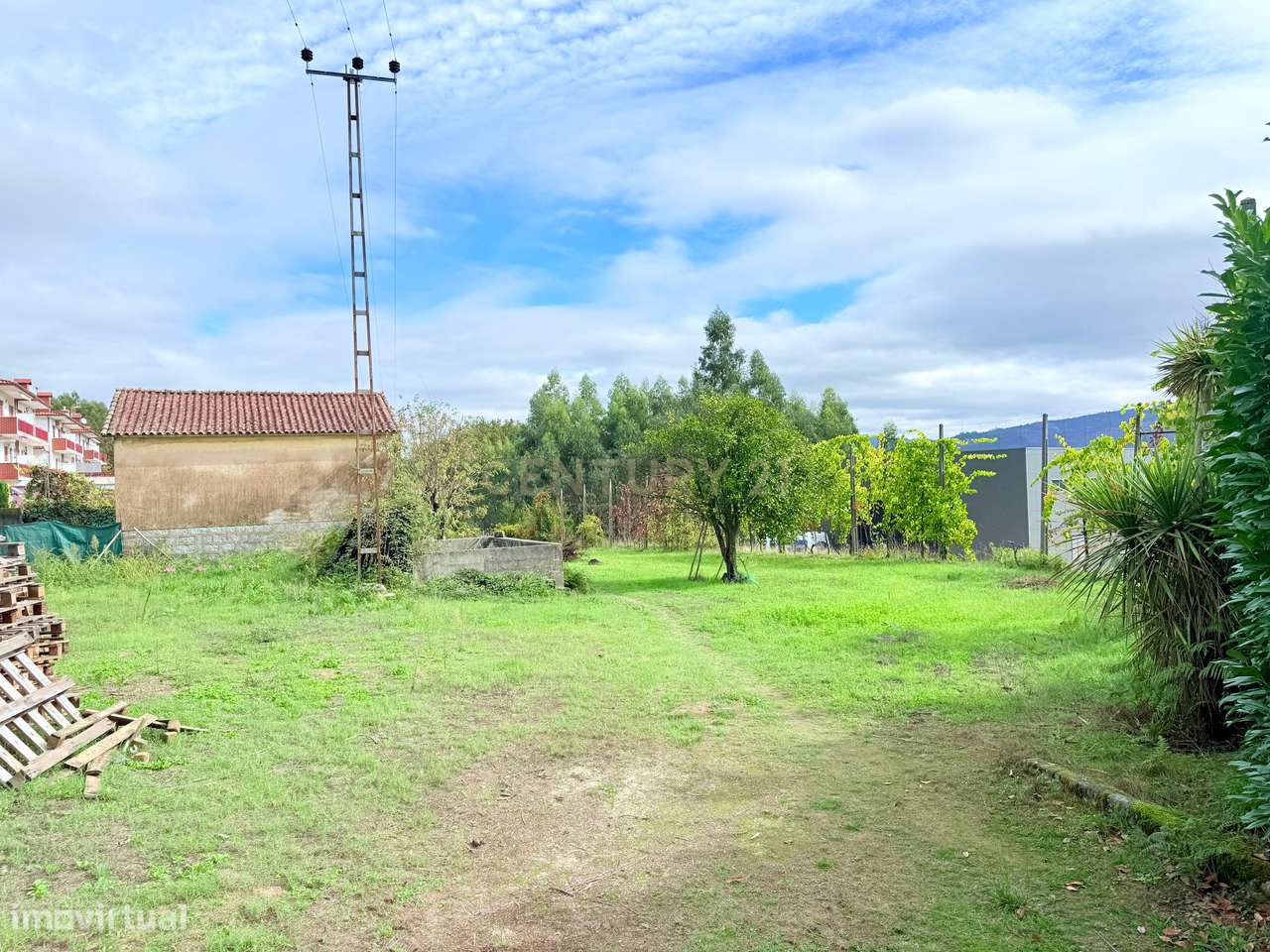 Moradia T2 para Renovação Vilela, Póvoa de Lanhoso - Grande imagem: 4/27