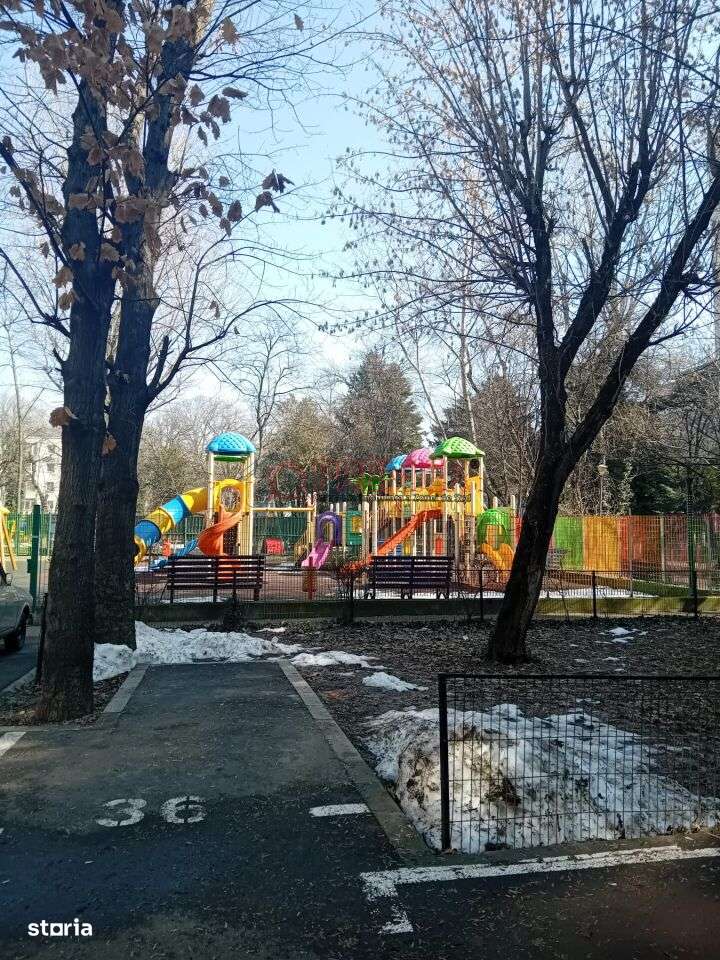 Apartament 2 camere 52 mp - Parcare ADP - Bloc anvelopat - Dragos