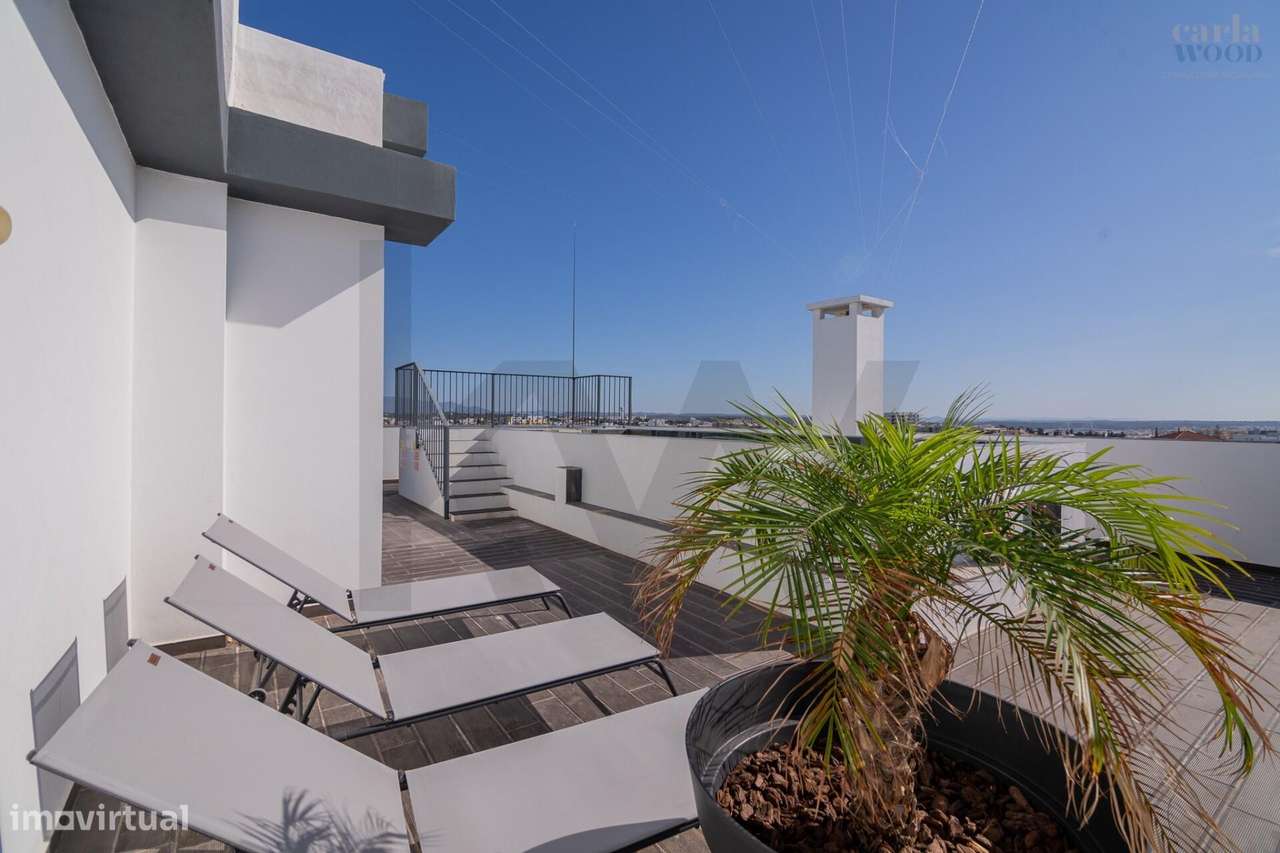 Excelente apartamento novo, localizado entre a cidade e o mar-10