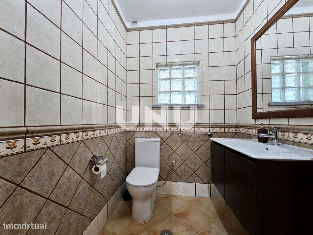 Moradia Geminada T4 - Zona Residencial-5