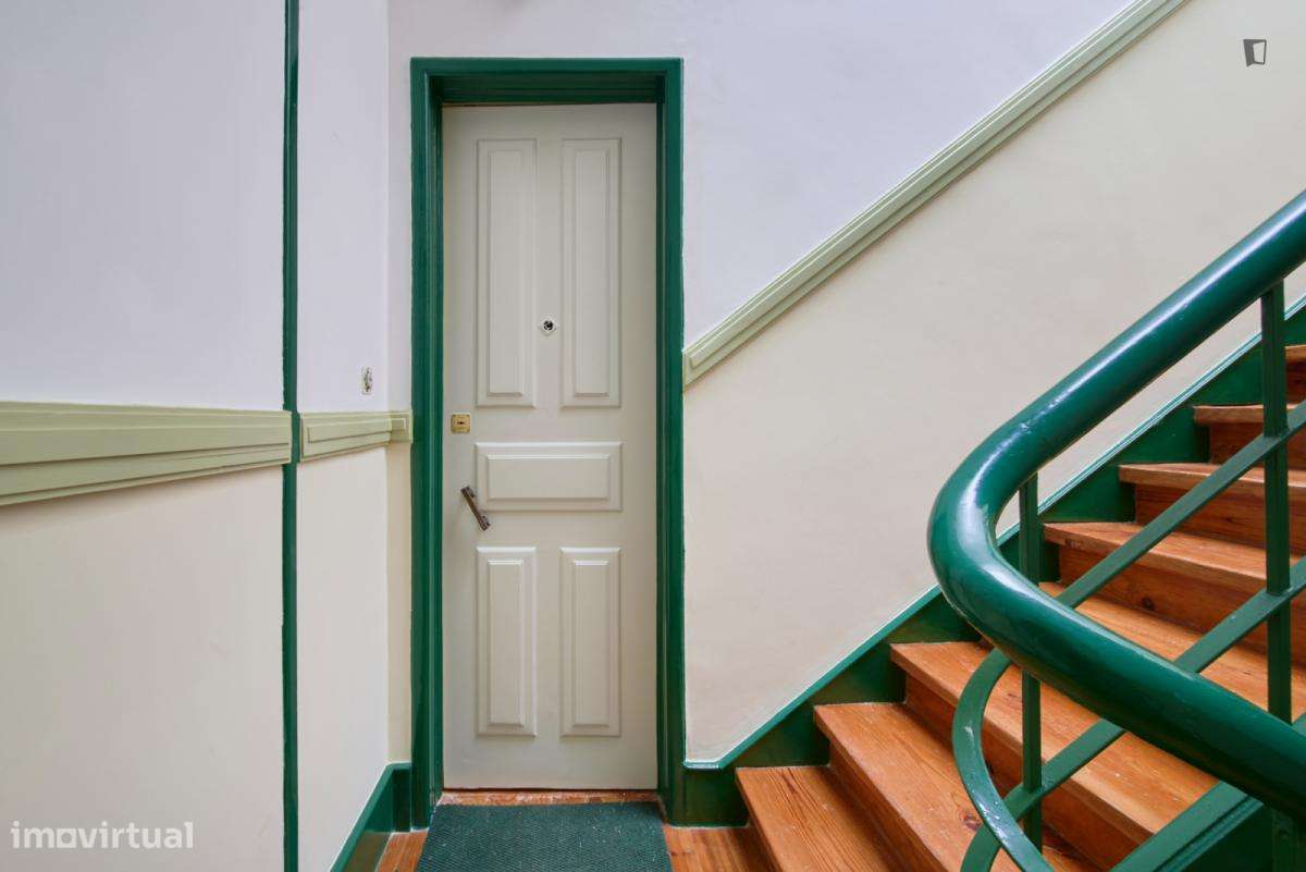 Quarto - localizado em Alcântara Lisbon - Grande imagem: 2/10