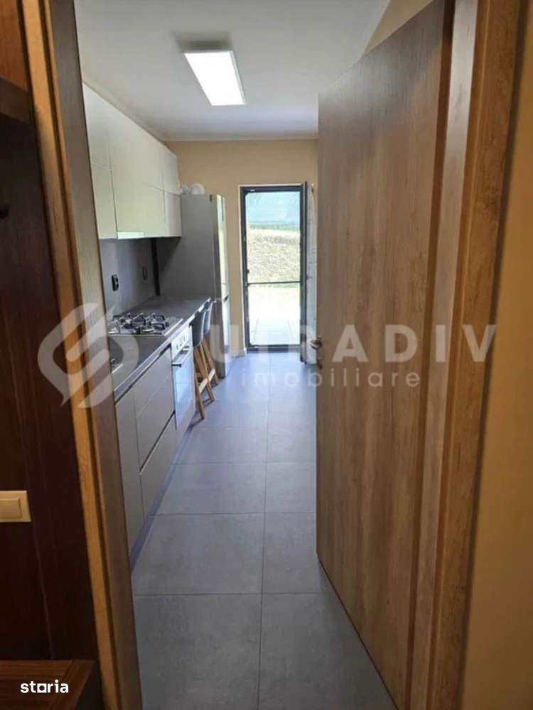 Apartamment de inchiriat cu gradina privata - Imagine principală: 4/5