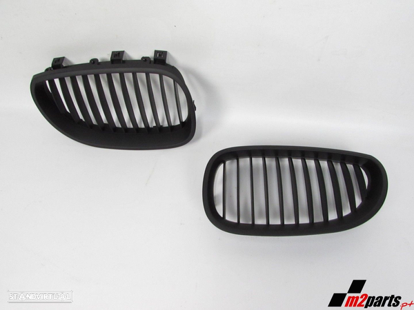 Grelhas Frente Novo BMW 5 (E60)/BMW 5 Touring (E61) - 4