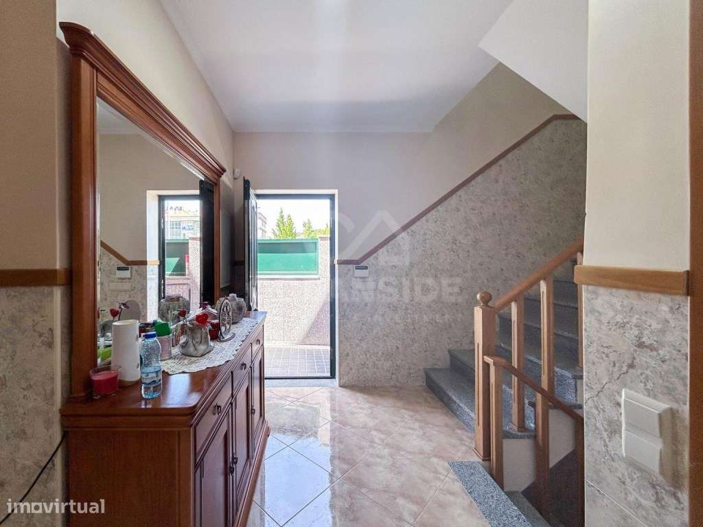 Moradia T4 independente em Castelo Branco-43