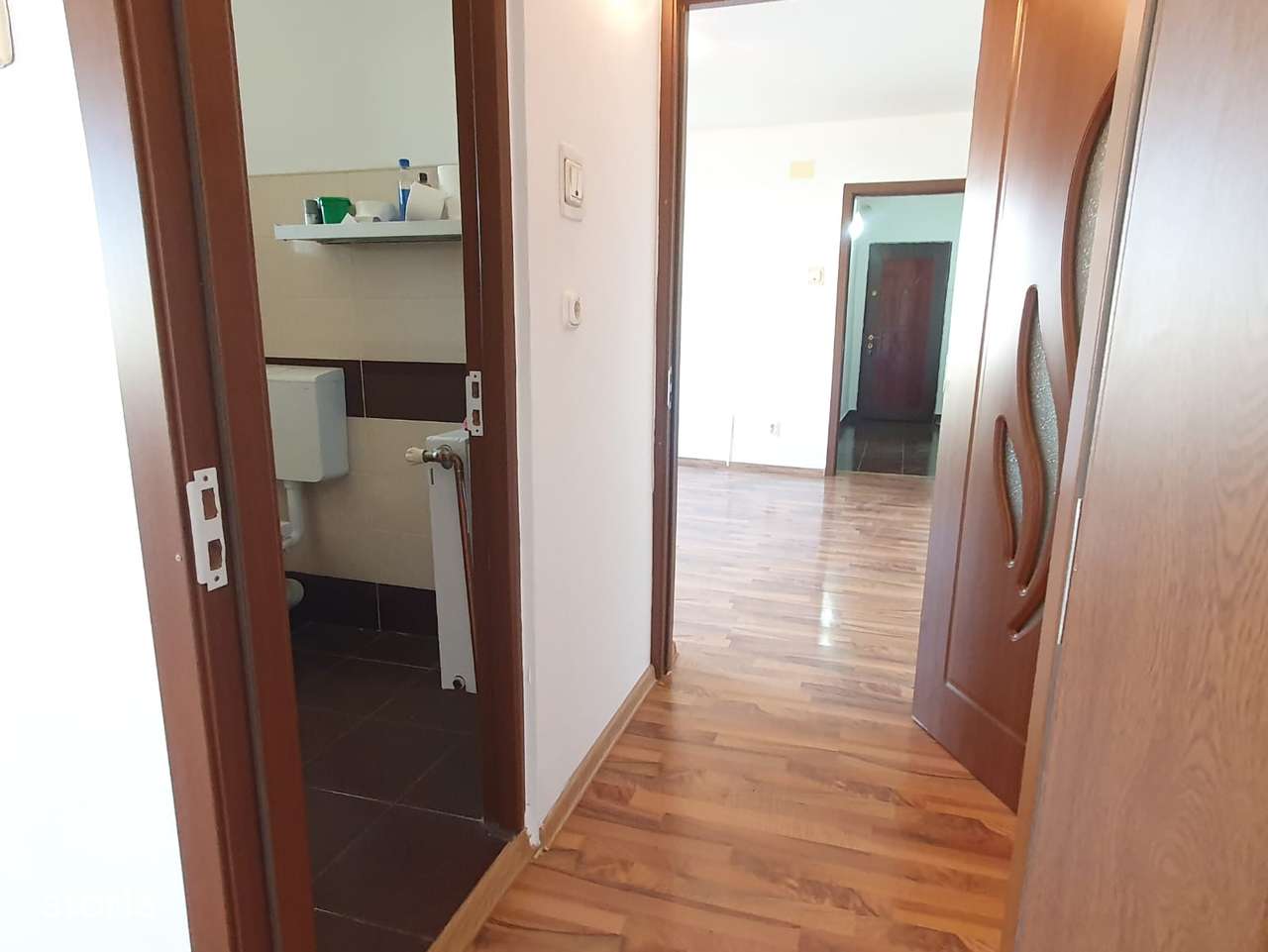Vand apartament 2 camere spatios -zona Micalaca-8