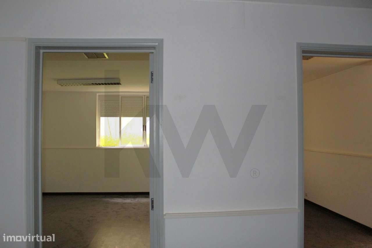 Escritório para arrendar na Estrela - Grande imagem: 5/23
