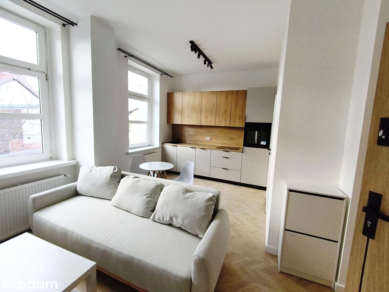 Kawalerka_na_wynajem_wysoki_standard_niski_czynsz!Bez_prowizji! - Pełny obrazek: 1/3