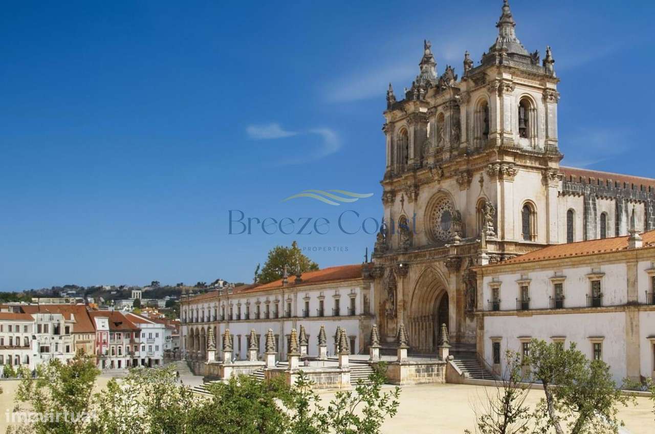 Moradia T4 de Luxo a 5 Minutos da Baía de São Martinho do Porto-37