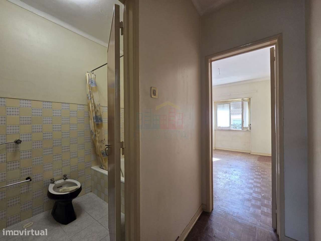 Centro Mem Martins - T4 para remodelação-19