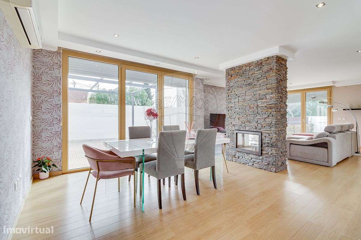 Moradia T4 para venda-5