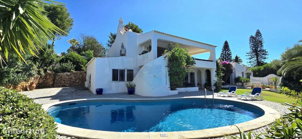 Algarve, Carvoeiro, Moradia T3+1 com vista mar, piscina e garagem à ve-39