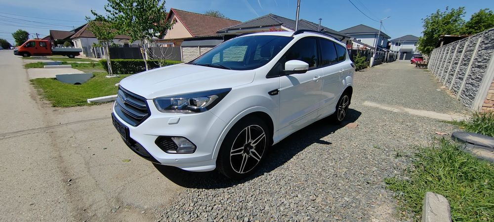 Ford Kuga II [2012 - 2019] 1.5 EcoBoost 2x4 Business Edition 2017