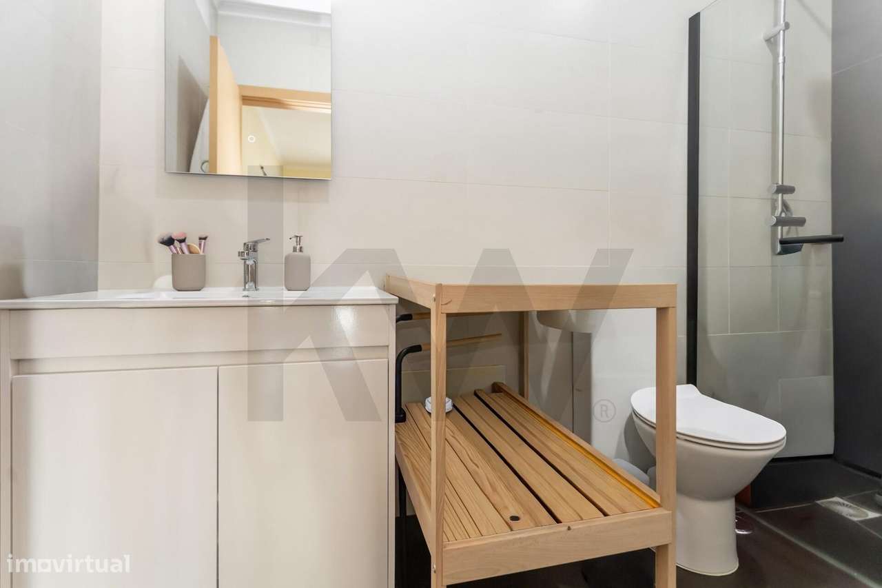 Moradia T4 na Moita – Zona do Palheirão | Excelente Exposição Solar-16