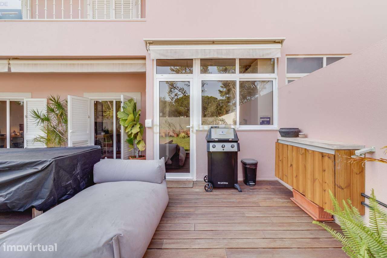 Elegância, Harmonia e Exclusividade — O Seu Refúgio de Luxo na Costa d-13