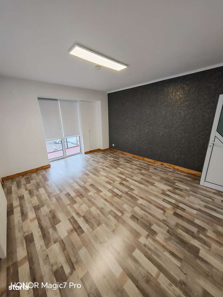 Proprietar Birouri / locuință - Imagine principală: 4/10