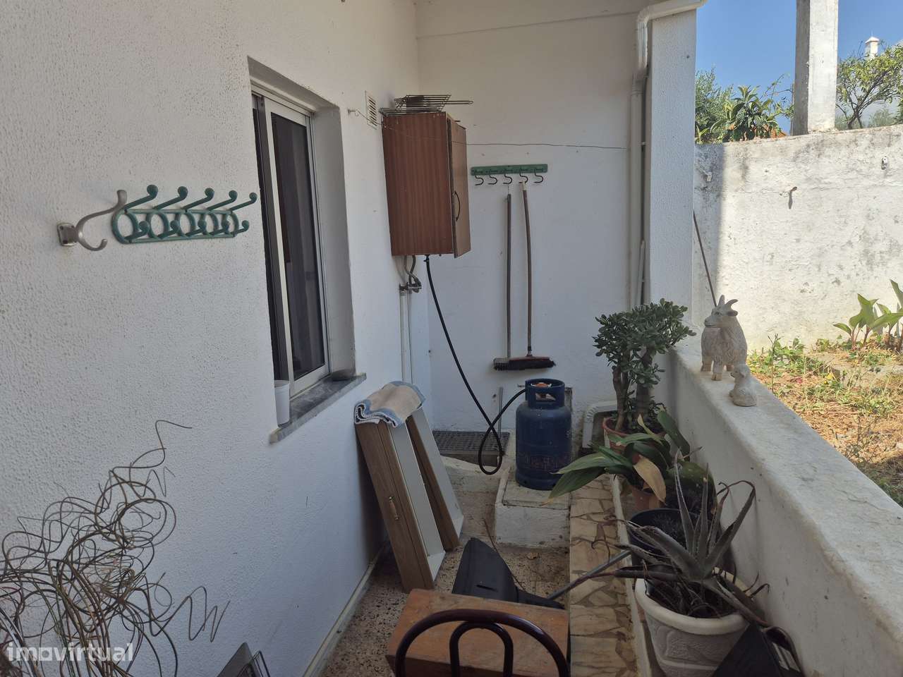Moradia V4 com terreno na Aldeia dos Fernandes-12