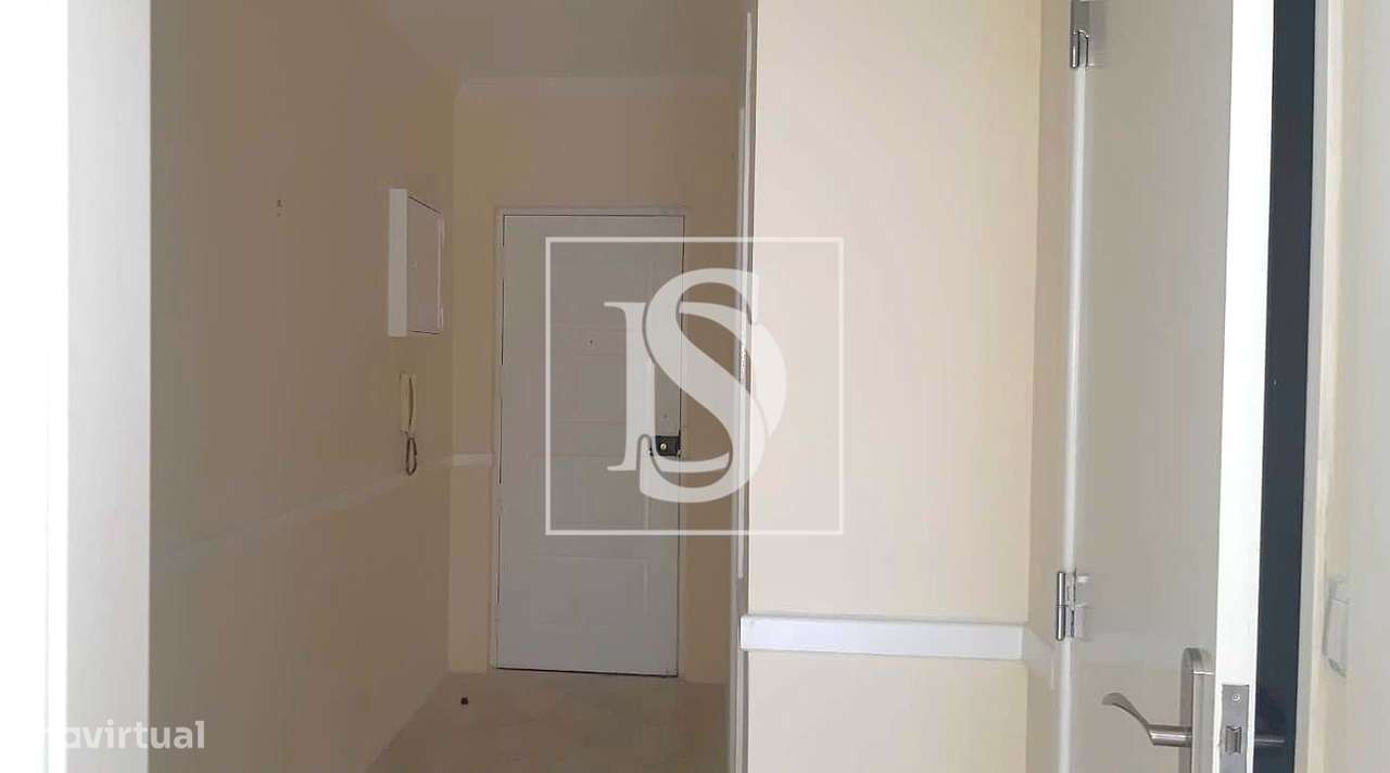 Apartamento T1 c/ garagem junto à praia de Magoito, Sintra-9