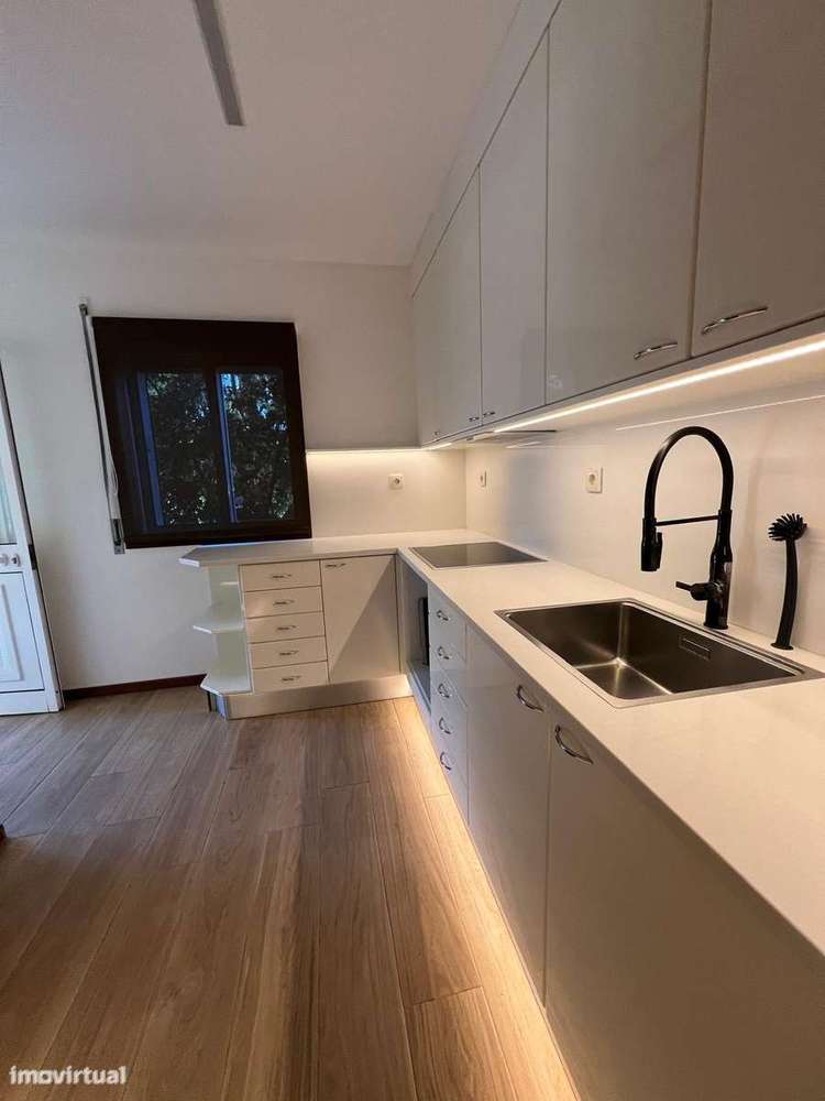 Moradia T4+2  3 Frentes monte dos Burgos-42