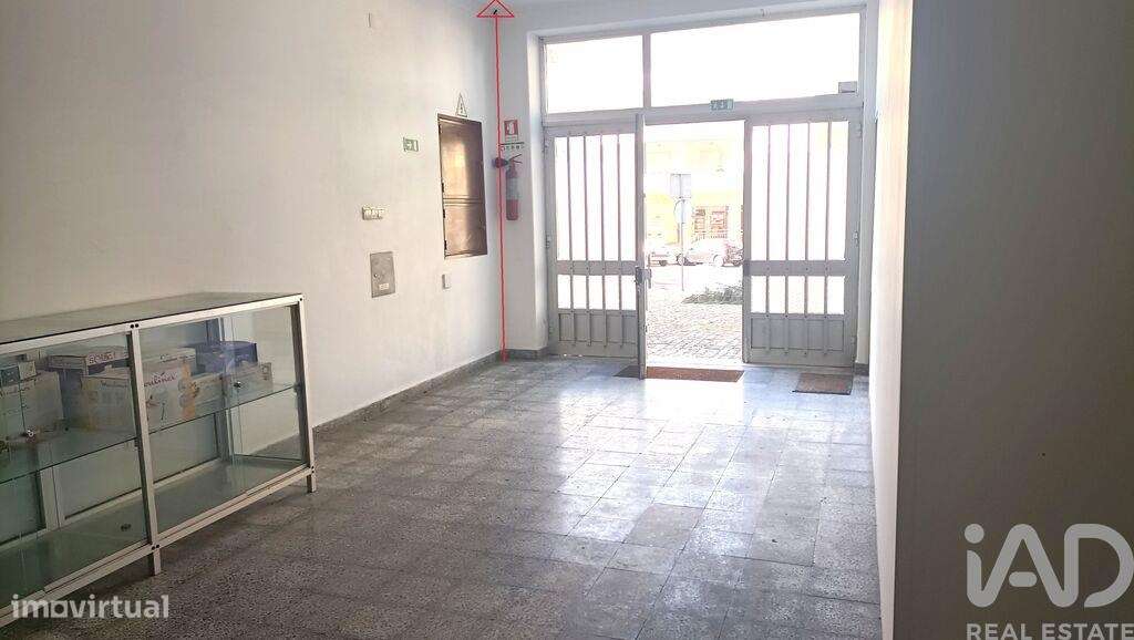 Loja / Estabelecimento Comercial em Vila Franca de Xira de 110,00 m2 - Grande imagem: 5/25