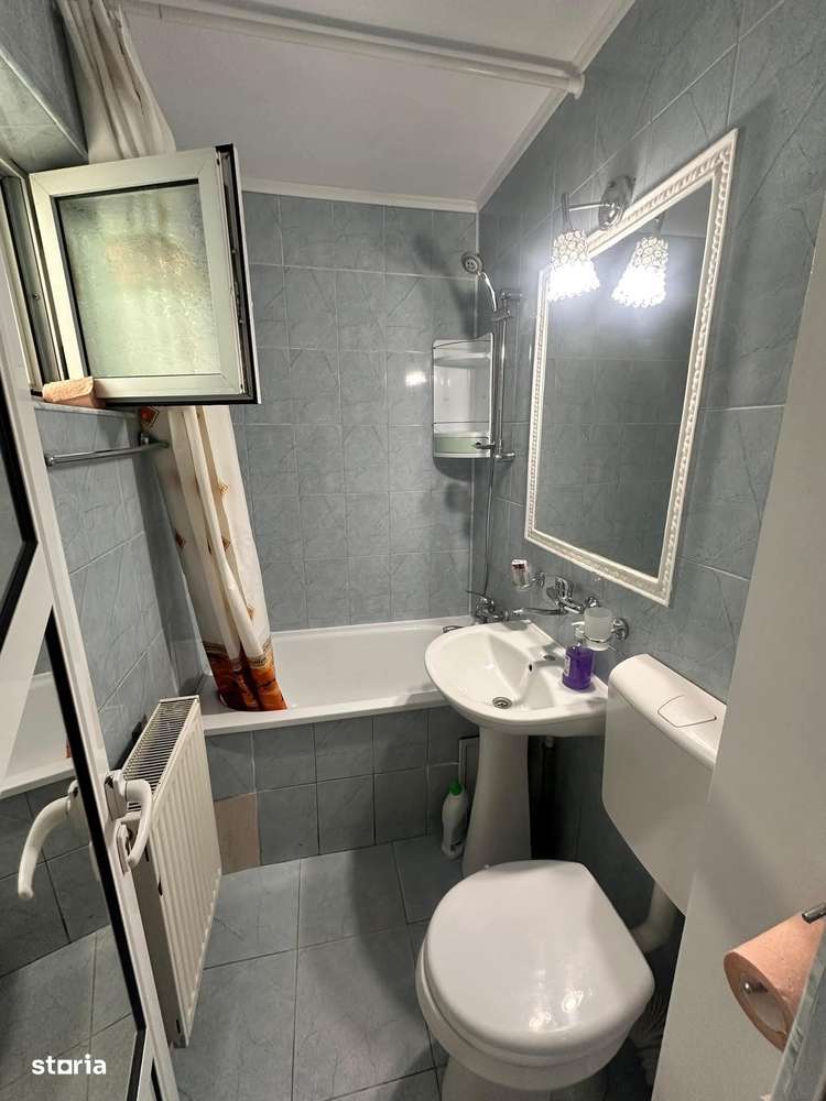 De vanzare 3 camere partial mobilat Pret 38.000e - Imagine principală: 4/15