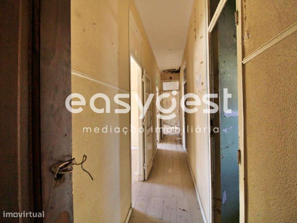 Prédio no coração de Lisboa - Grande imagem: 3/14