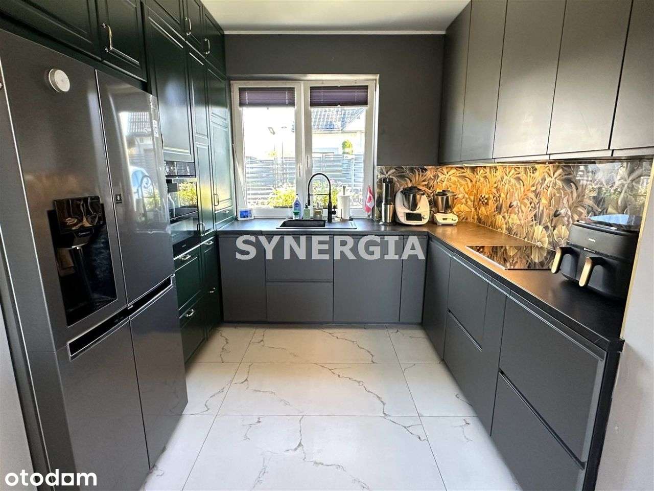 Ekonomiczny, nowoczesny dom blisko centrum-7