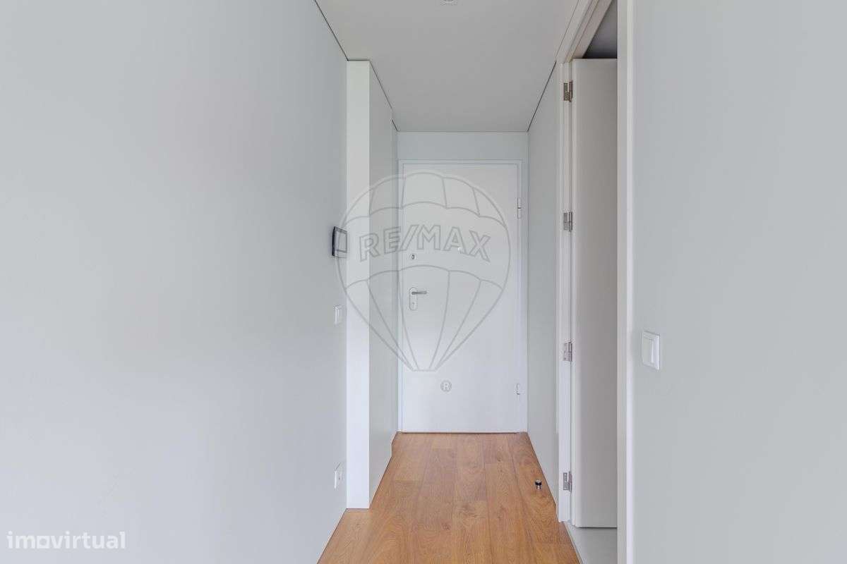 Apartamento T0 para arrendamento - Grande imagem: 4/19