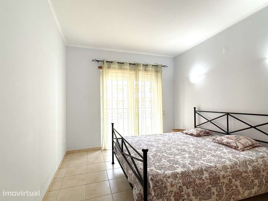 T3 com Terraço de 32 m², Garagem Dupla e Piscina a 300 m da Praia -...-14